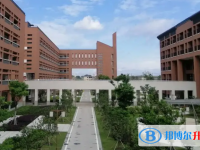 杭州市臨安區(qū)於潛中學(xué)2025年報(bào)名條件、招生要求、招生對(duì)象