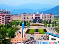 桑植縣賀龍中學(xué)錄取分?jǐn)?shù)線（2023年參考）
