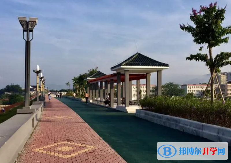 潮州市湘橋區(qū)南春中學錄取分數(shù)線(2023年參考)