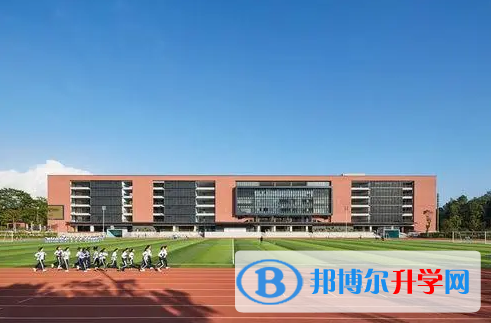  張家港外國語學?？孔V嗎