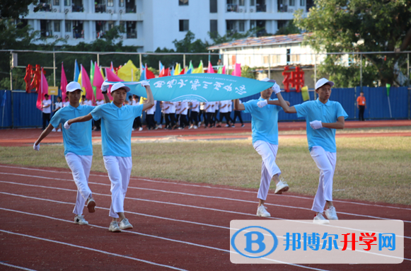 2023西南大學(xué)三亞中學(xué)多少錢(qián)(學(xué)費(fèi)明細(xì))