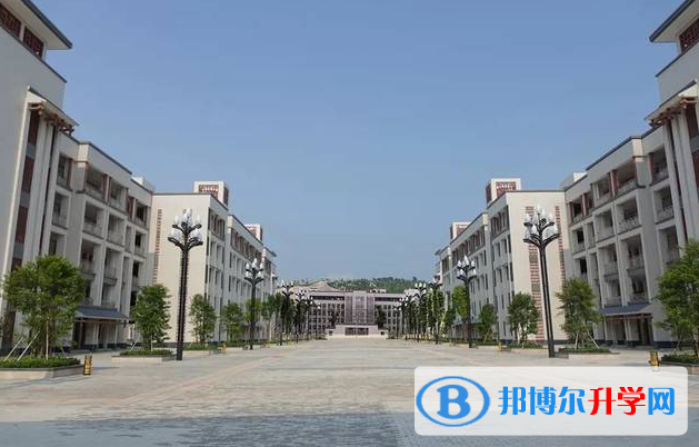 2023陸豐市龍山中學(xué)招生計(jì)劃 招生人數(shù)是多少(附要求、條件、對(duì)象)