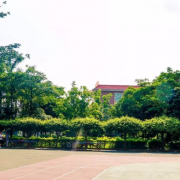 汕頭市潮南區兩英中學