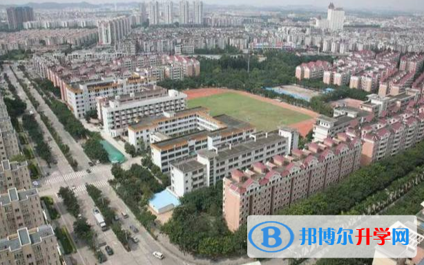 廣州市番禺區(qū)洛溪新城中學(xué)怎么樣、好不好