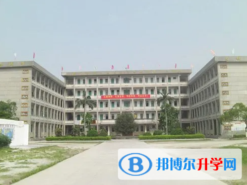 普寧市興文中學(xué)地址，乘車(chē)路線