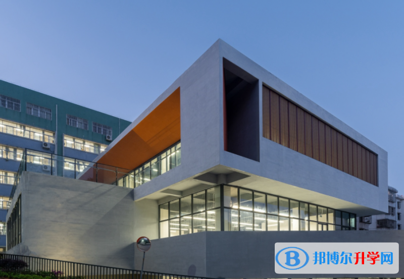 仁化縣第二中學怎么樣、好不好