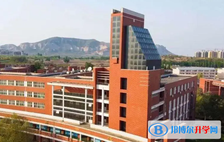 鹿泉市第一中學地址，乘車路線