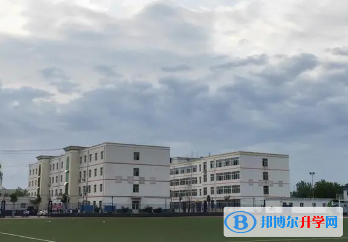 容城縣容城中學(xué)怎么樣、好不好