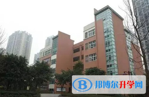 重慶市南開融僑中學(xué)校地址，乘車路線