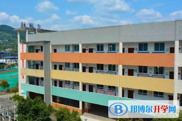 重慶市松樹橋中學(xué)校怎么樣、好不好
