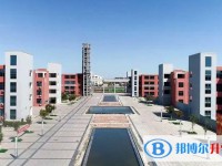 三龍育華中學怎么樣、好不好