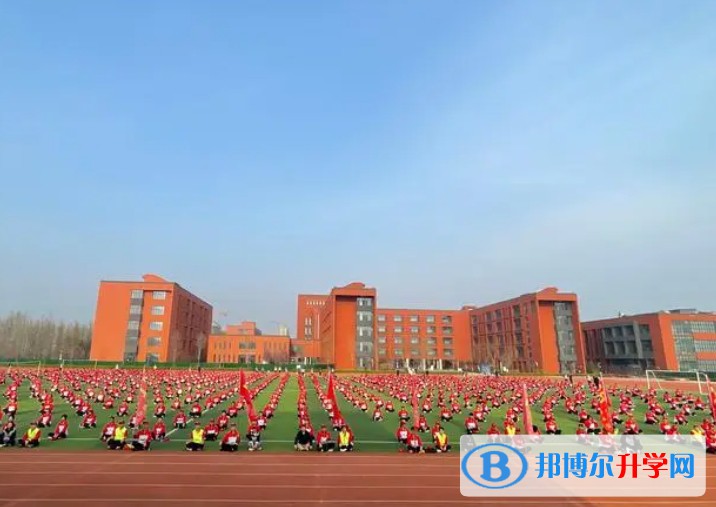 河北定興中學(xué)招生簡章2025年