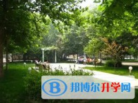 保定三中實驗學校地址，乘車路線
