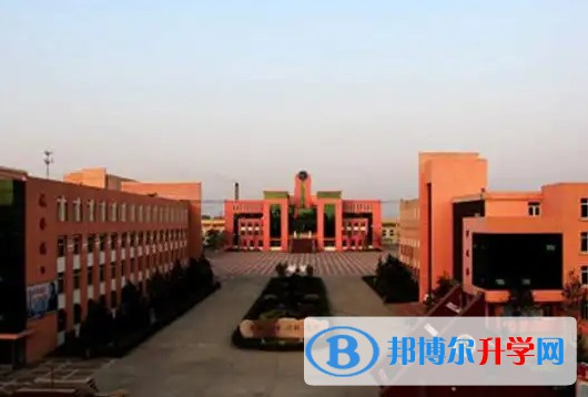 2025保定市清苑中學(xué)多少錢(學(xué)費(fèi)明細(xì))