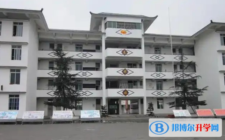 保定市清苑區李莊中學怎么樣、好不好