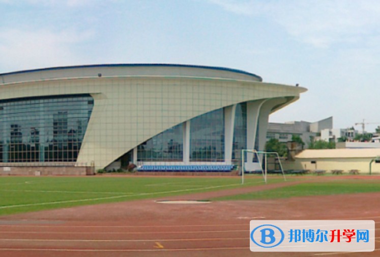 溫江中學(xué)地址，乘車路線