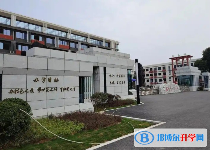 富順一中地址，乘車路線