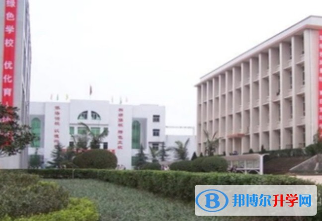 2025四川省富順縣城關(guān)中學(xué)招生計(jì)劃 招生人數(shù)是多少(附要求、條件、對(duì)象)
