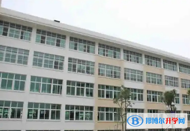 綿陽(yáng)高新區(qū)實(shí)驗(yàn)中學(xué)地址，乘車(chē)路線