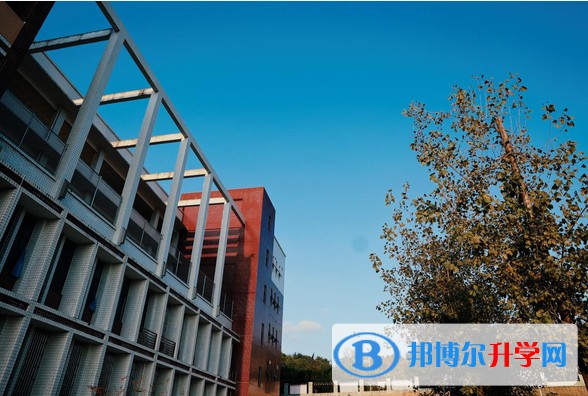四川省科學城第一中學怎么樣、好不好