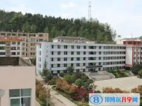 蒼溪實驗中學怎么樣、好不好